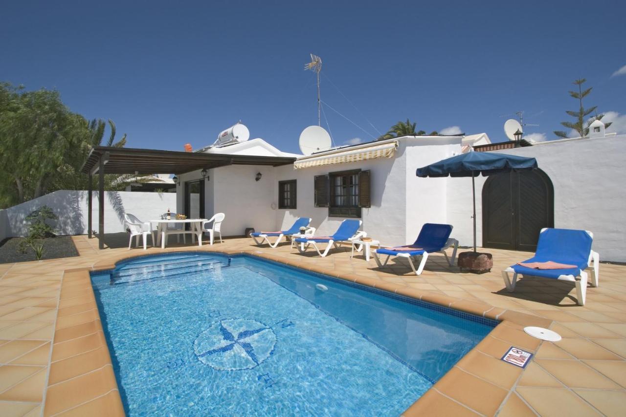 2 Bedroom Villa 'The Bungalow' With Private Heated Pool. Puerto del Carmen  Ngoại thất bức ảnh