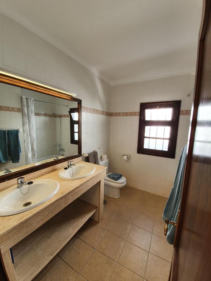 2 Bedroom Villa 'The Bungalow' With Private Heated Pool. Puerto del Carmen  Ngoại thất bức ảnh