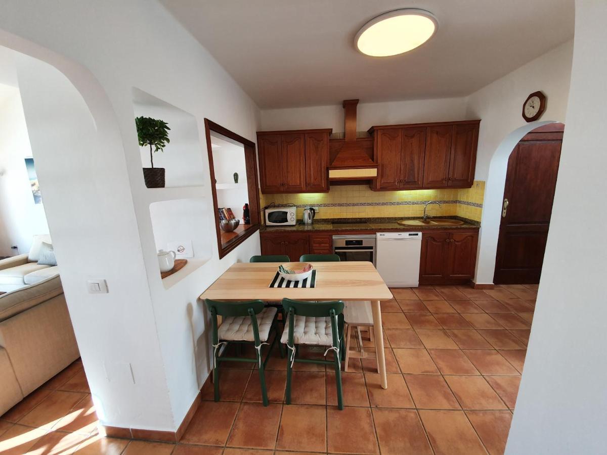 2 Bedroom Villa 'The Bungalow' With Private Heated Pool. Puerto del Carmen  Ngoại thất bức ảnh